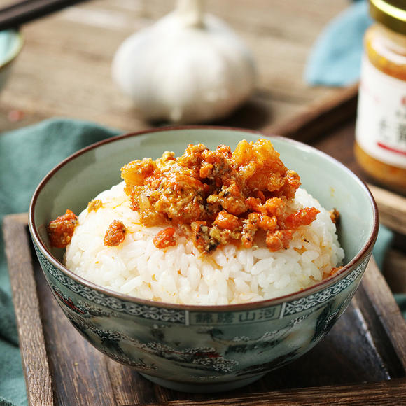 吴老师蟹黄,秃黄油鲜拆蟹黄油,蟹黄酱,鲜香味美,手工熬制,春节期间,发货可能会延迟~