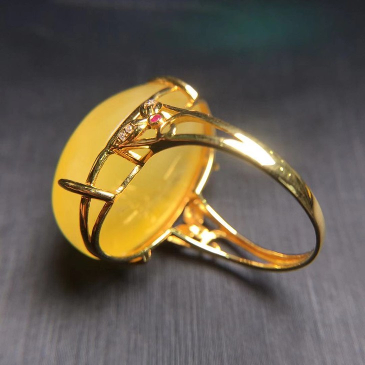 【d40231】蜜蜡蛋面戒指