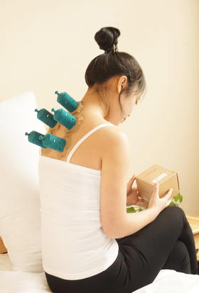 脖子后面有个地方万万不能堵，一定要打通！