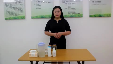 安利雅蜜润肤沐浴露产品示范