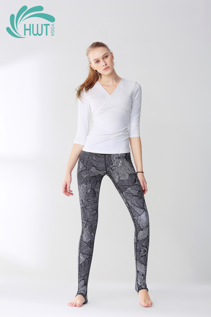 华威特 白色花瓣九分小脚裤 瑜伽裤 h261238-b02