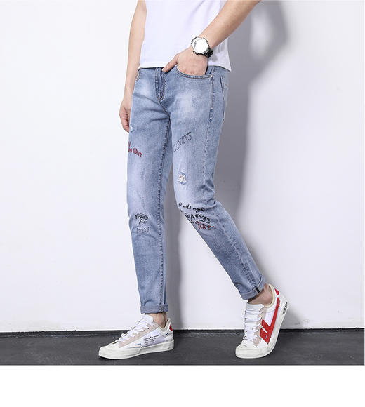 1326 时尚牛仔裤 商品图2