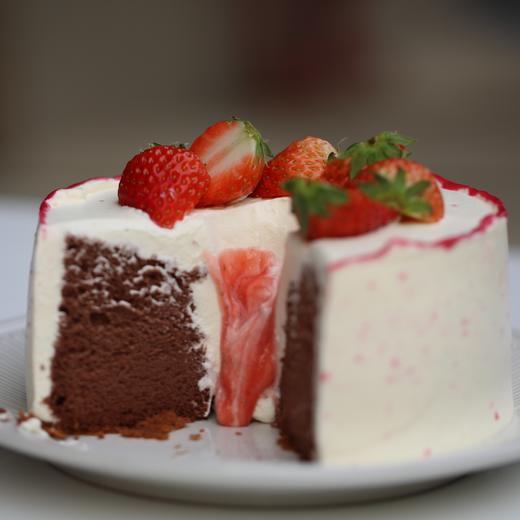 草莓酱心可可戚风蛋糕 商品图1