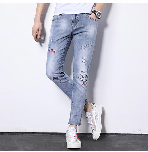 1326 时尚牛仔裤 商品图1