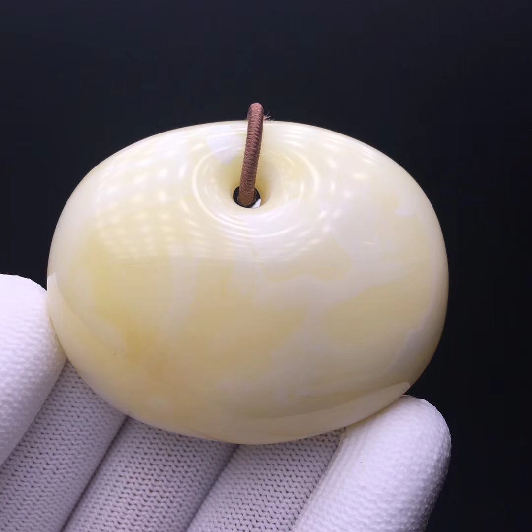 纯天然俄料白花满蜜鱼眼扣 ,重25.