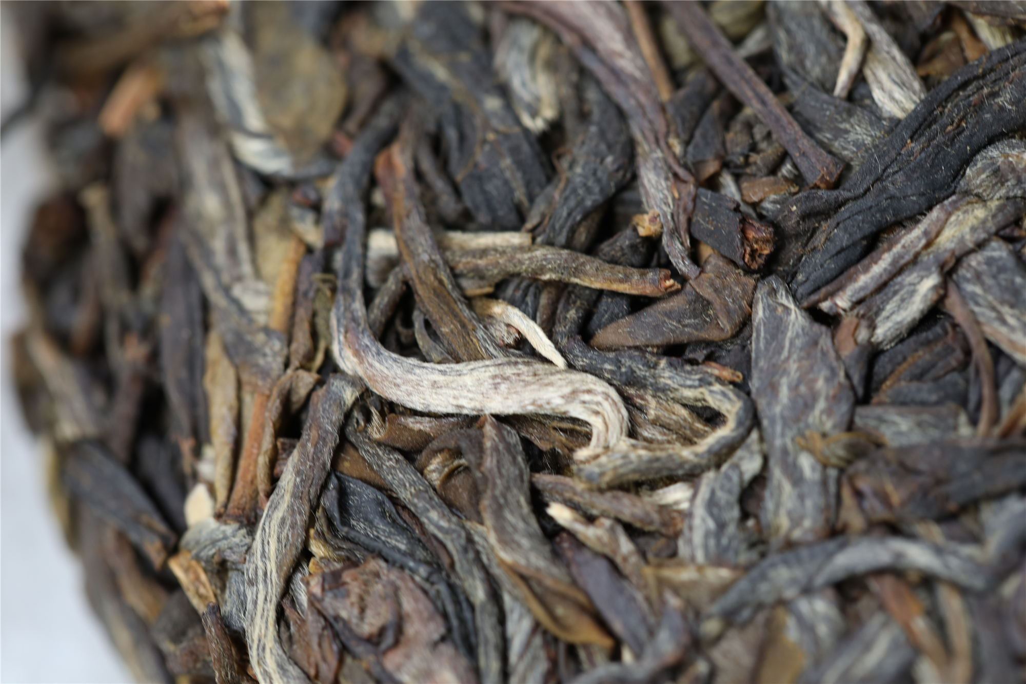 澜沧古茶2017年001大饼景迈古树生普357克七子饼茶叶兰香