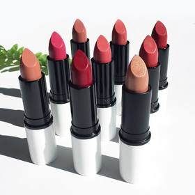  这个显白百搭的小众口红，终于不求代购就能买！ 