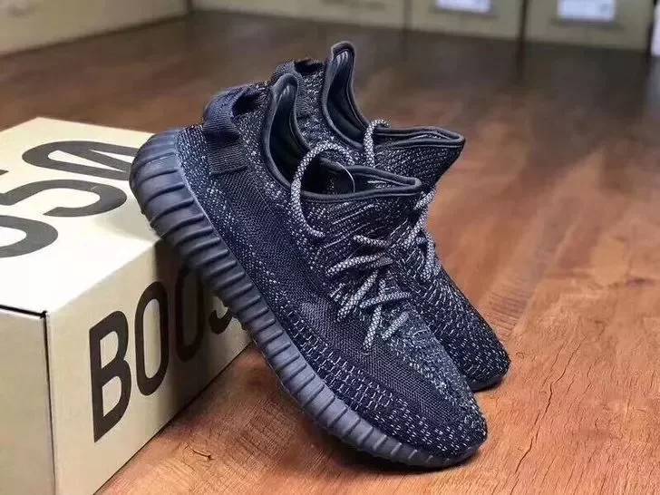 黑武士满天星色系率先出货!情侣款