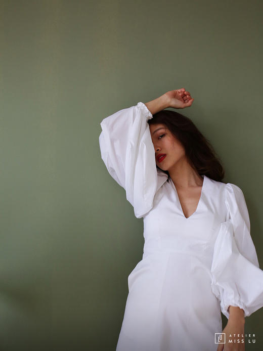 AtelierMissLu / Irene-泡泡袖白色连身裙 商品图1