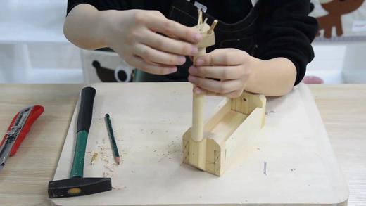 第四节 | 安装长颈鹿的的腿部和头部 商品图0