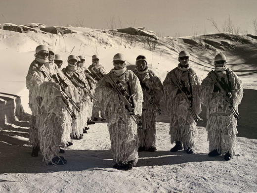 中国照片《军人》线云强作品 商品图4