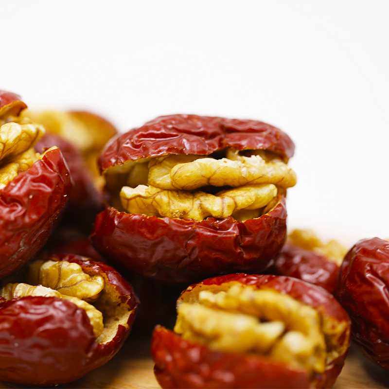 红枣夹核桃仁 陇南成县特产 颗颗精选 美味健康 补气益脑 越吃越香 露营必备 两件包邮