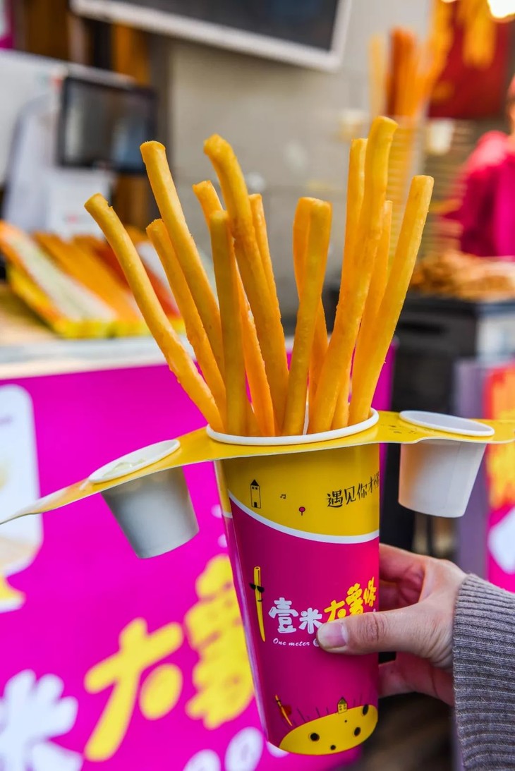 9元抢比胳膊还长的薯条!让你成为滨江道上"最靓的崽"!