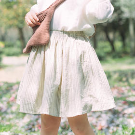 三茉童装Q093朵/热闹/米色条纹蓬蓬裙