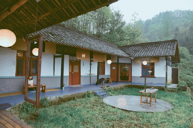 【卧隐山居】天为墨,地为纸,青山为画-卧隐山居