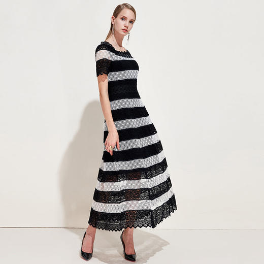 eitie爱特爱新款女装春装蕾丝拼色长裙法国小众连衣裙女短袖5707461