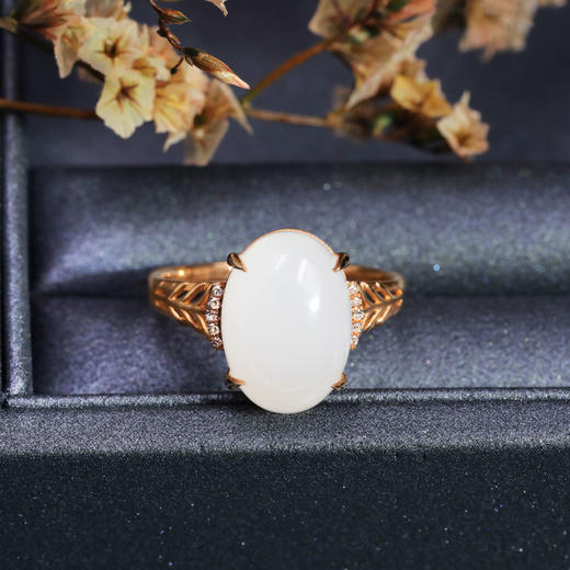 18K玫瑰金和田玉（白玉）镶钻戒指--金枝玉果 / 蛋面10*14mm（圈口请备注留言） 商品图1