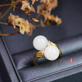 18K黄金和田玉（白玉）镶钻戒指-缠绵 / 玉珠10mm (戒圈请备注留言)
