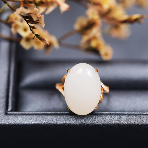 18K玫瑰金和田玉（白玉）镶钻戒指--叶舞  / 蛋面13*18mm（戒圈请备注留言） 商品图1