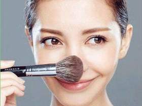 超实用定妆法，炎热夏日也能8小时不脱妆！