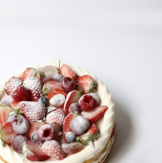 8英寸｜缤纷鲜果+198元当季花束 商品图1