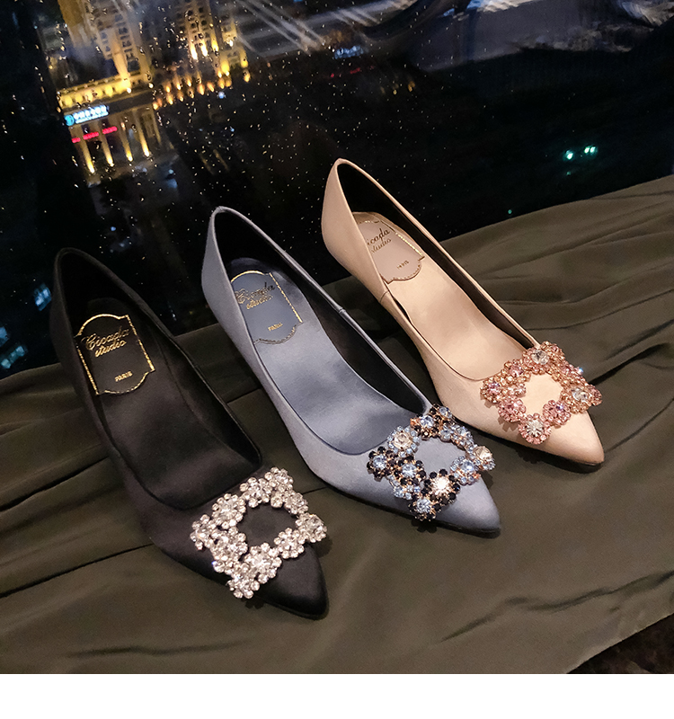 zhiliao studio@rv三色扣钻高跟鞋