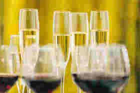 打开一瓶葡萄酒之后 快速判断酒状态的三大妙招