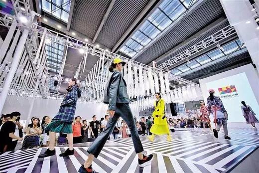 文博会分会场大浪时尚小镇 - 设计师服装秀 商品图0