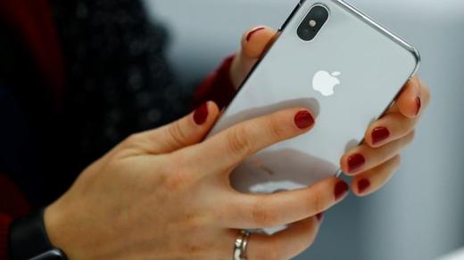 BBC“苹果公司股价下跌的四个原因”新闻导读及A-level经济考点讲解 商品图0