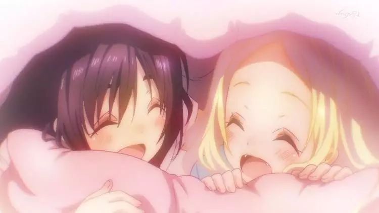 一款“会叫”的飞·机杯