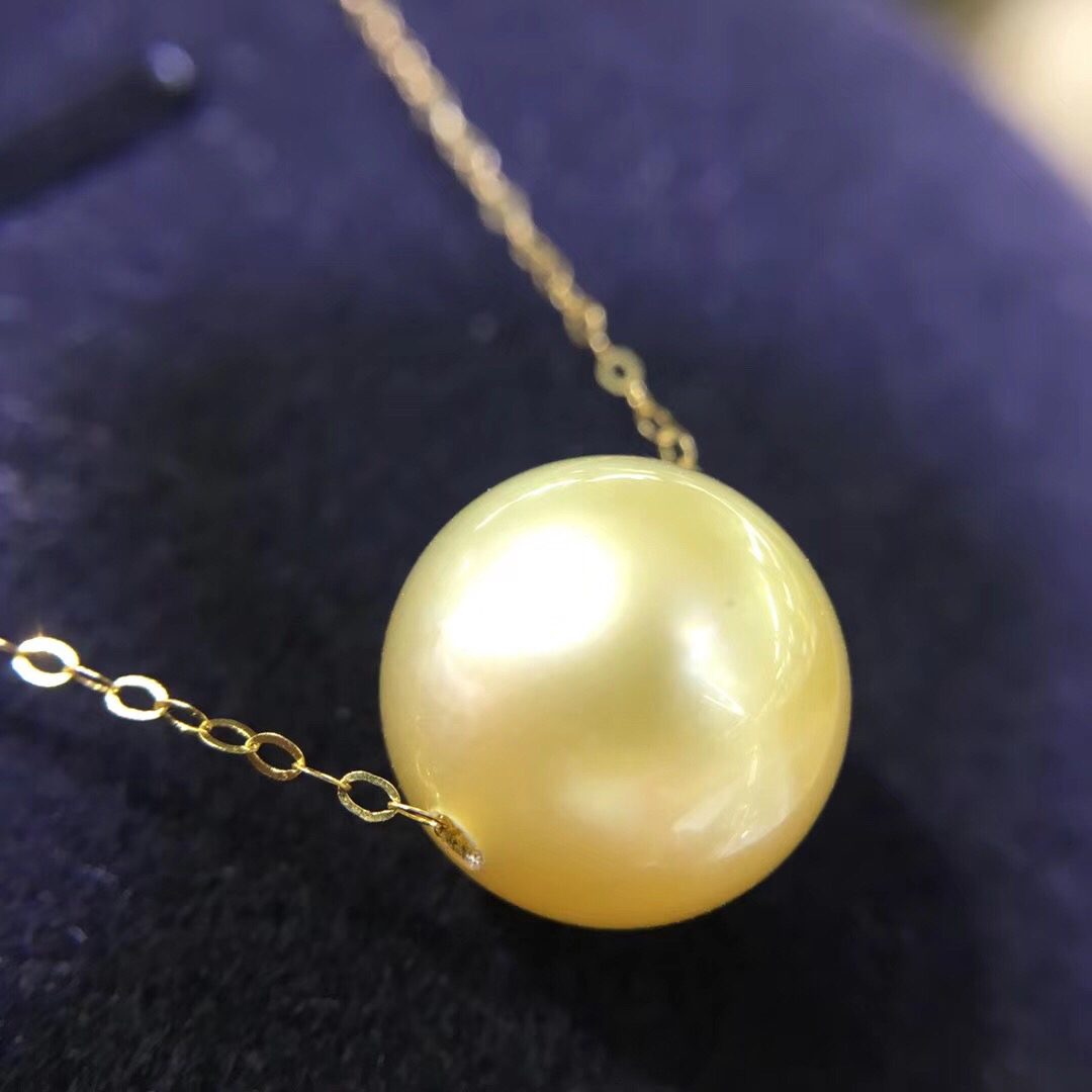 一颗非常漂亮的日本akoya,8～8.