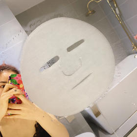 水膜好CP的超薄隐形三代蚕丝面膜纸