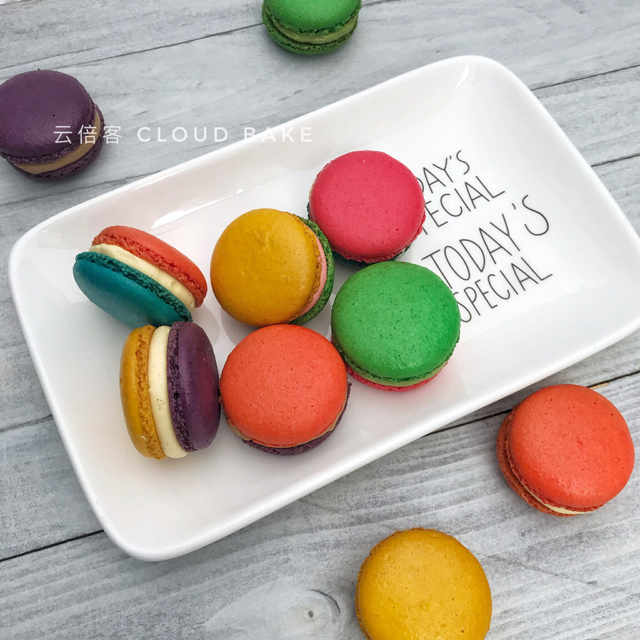 彩虹夹心马卡龙6个盒