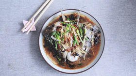 备孕食谱 | 豉汁草鱼头，用营养美味帮助备孕女性成功受孕