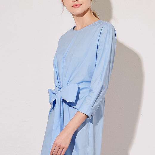 VIMAGE纬漫纪夏季新款蝴蝶结系带七分袖棉质连衣裙纯色中裙V907541 商品图3