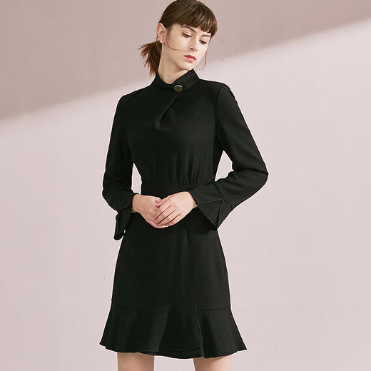 VIMAGE纬漫纪品牌女装新款修身显瘦一粒扣高腰连衣裙V1007632 商品图1