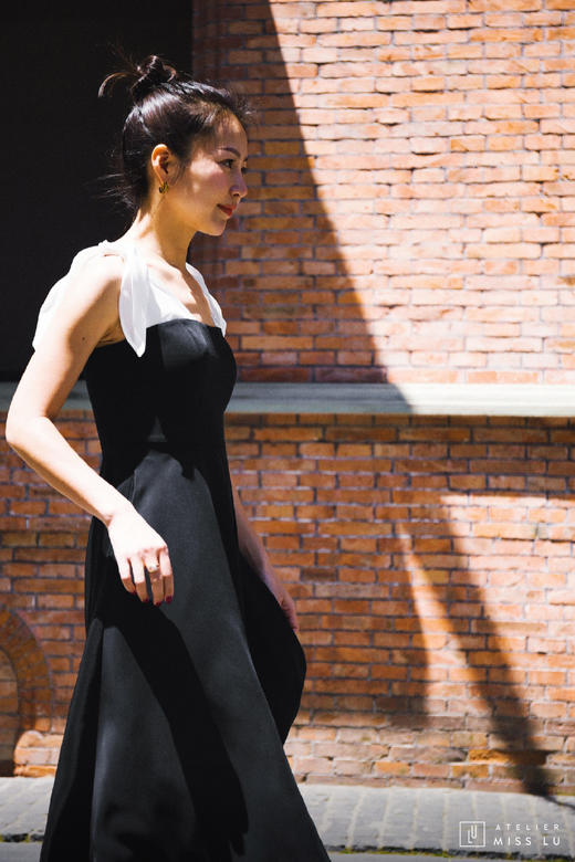 AtelierMissLu / Grace-藏青拼白蝴蝶结连身裙 商品图4