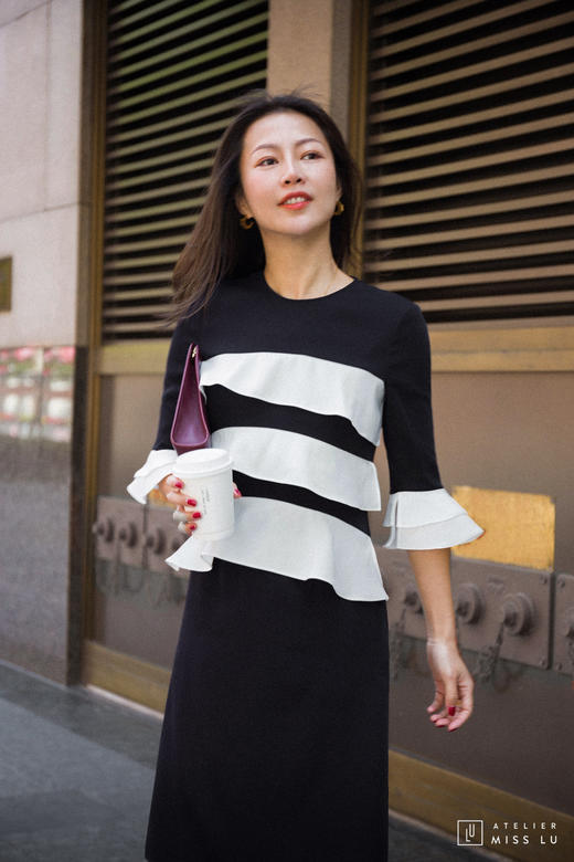 AtelierMissLu / Liz-藏青拼色荷叶边装饰连身裙 商品图0