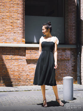 AtelierMissLu / Grace-藏青拼白蝴蝶结连身裙