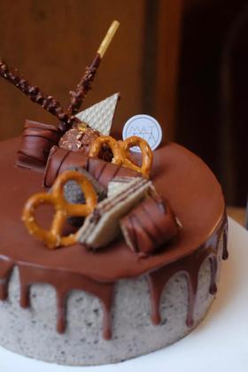 海盐奥利奥淋面蛋糕（建议提前48小时预订）