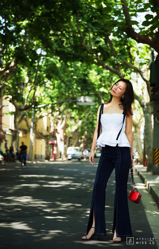 AtelierMissLu / Ivy-白色荷叶边飘带上衣 商品图4