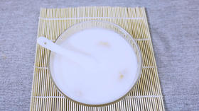 孕早期食谱 | 牛奶核桃粥，营养更全面，适合孕早期孕妈咪食用