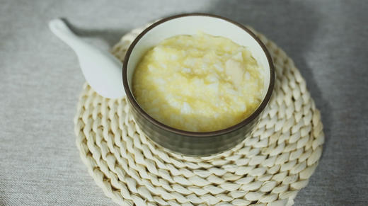 孕早期食谱 |  孕妇吃什么早餐好？试试平菇小米粥，养胃又美味！ 商品图0