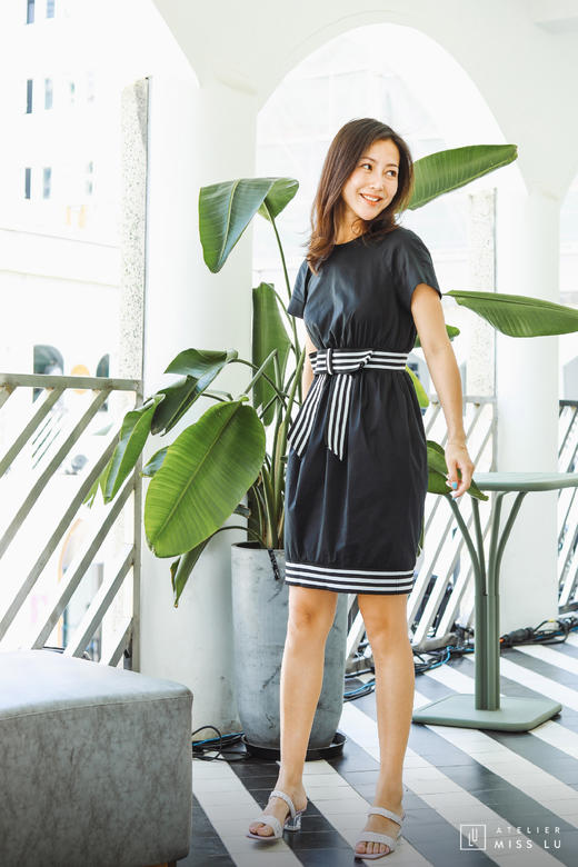 AtelierMissLu / Gill-黑色蝴蝶结收腰连身裙 商品图3