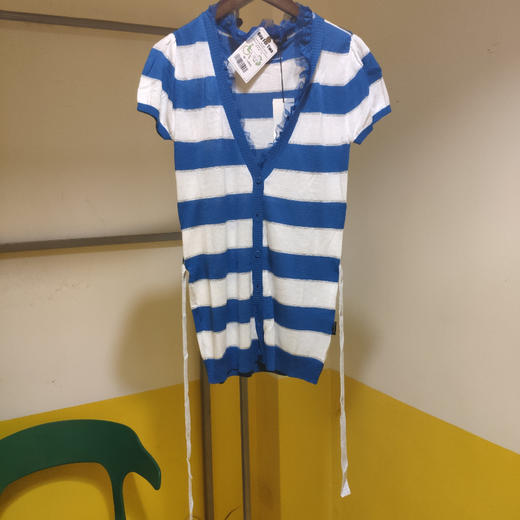 韩版 蓝白条纹 女士针织开衫 商品图0