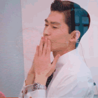 干干净净的手 男神都想亲一口