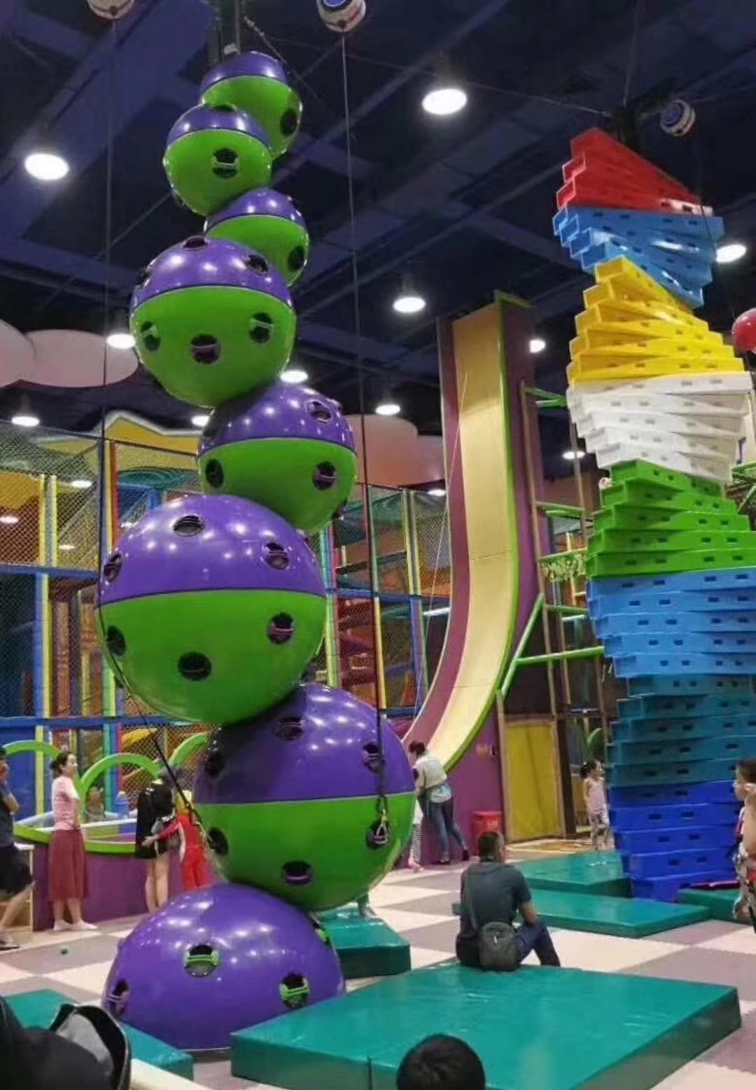 铁西【万象汇meland乐园】七大区域通票180元,孩子身高1.