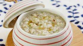 牡蛎瘦肉青菜粥