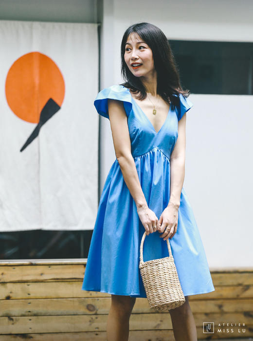 AtelierMissLu / Keira-海风蓝V领荷叶边连身裙 商品图5