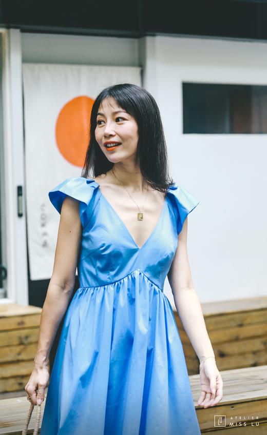 AtelierMissLu / Keira-海风蓝V领荷叶边连身裙 商品图4